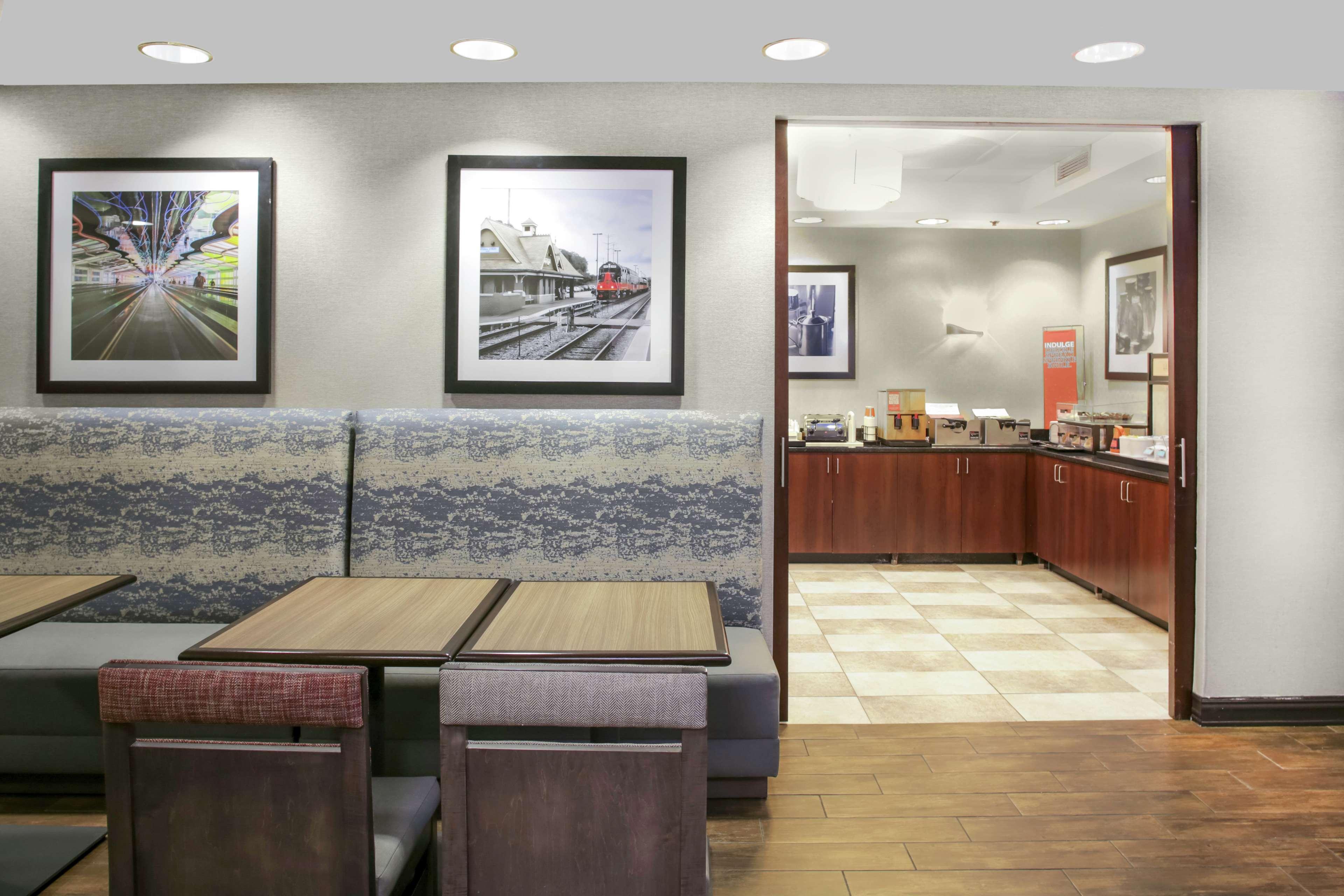 Hampton Inn Chicago Elgin/I-90 Exterior foto